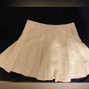Juniors white skater skirt